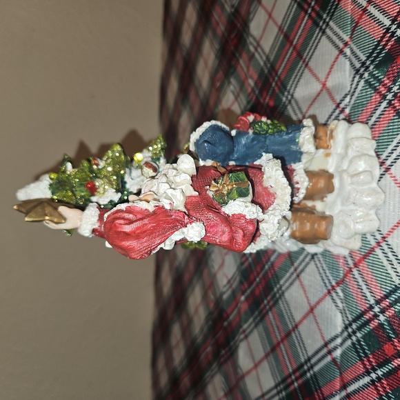 Festive Holiday Motion Sensored Musical Santa & Children Figurine - Picture 5 of 8
